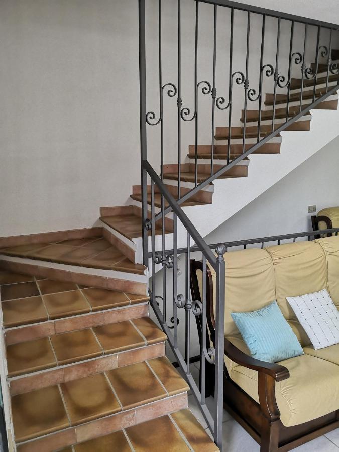 Вилла Casa Il Giardino Орозеи Экстерьер фото