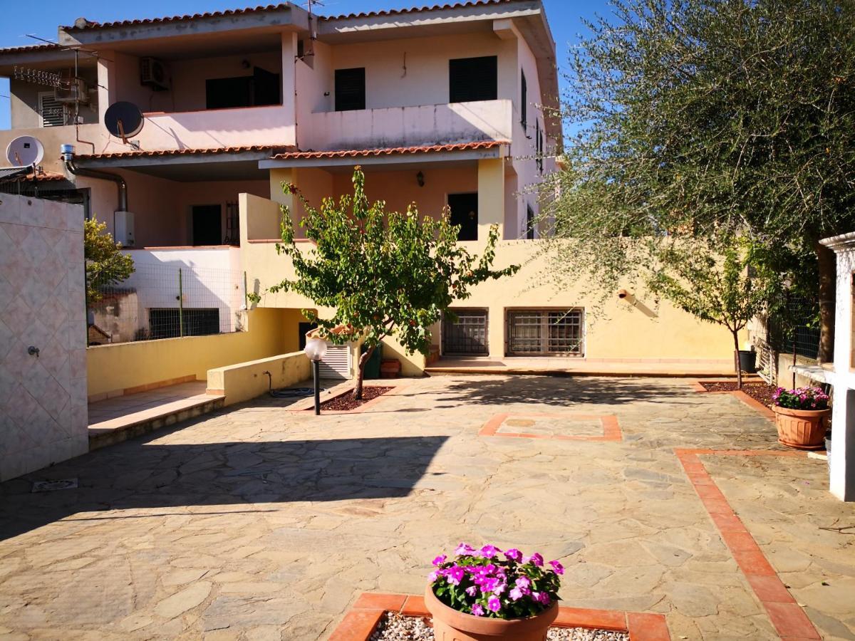 Вилла Casa Il Giardino Орозеи Экстерьер фото