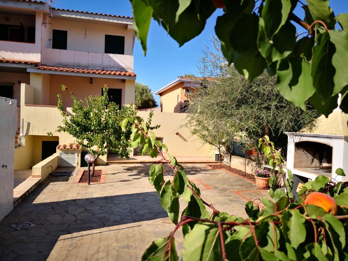 Вилла Casa Il Giardino Орозеи Экстерьер фото